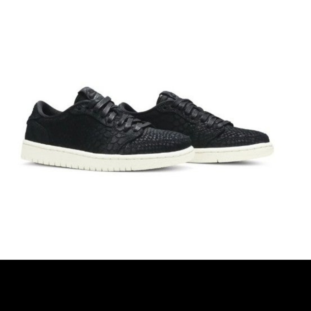 Nike Air Jordan's Low Blk Python Sneakers